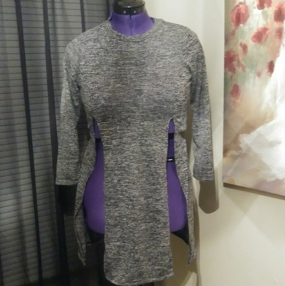 Large High Slit 3/4 Sleeve Shirt Gray